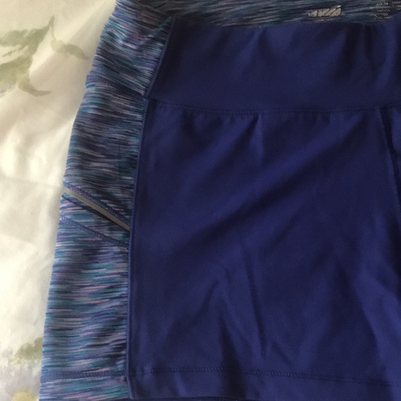 Avia Running Shorts - Picture 2 of 5